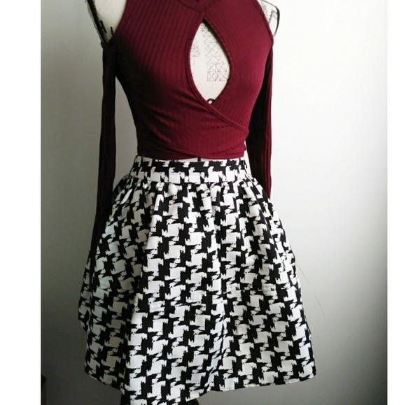 Express Dresses & Skirts - Express mini skirt